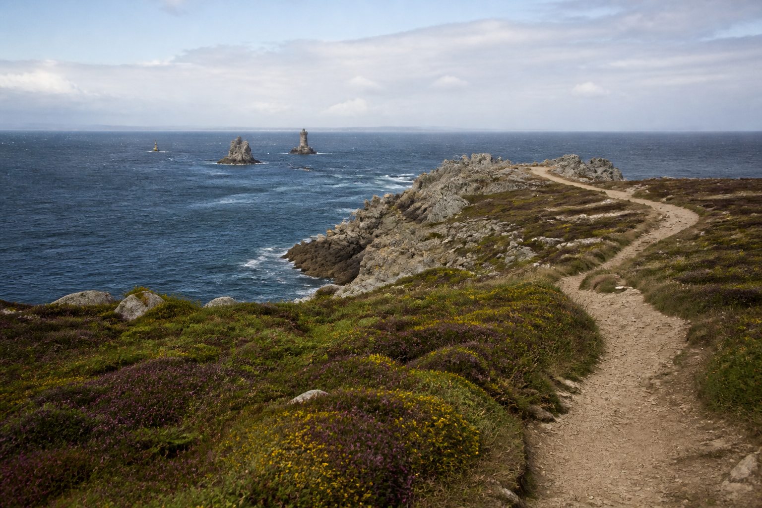 Sentier côtier à la pointe du Raz
